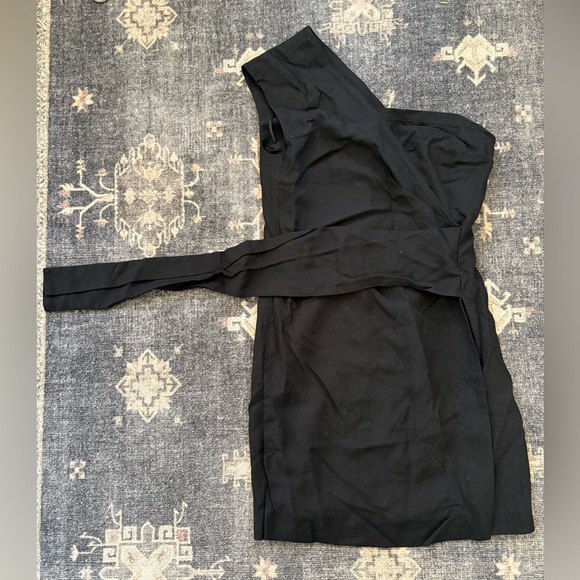 Victoria Beckham Dresses & Skirts - Victoria Beckham Black One-Shoulder Dress